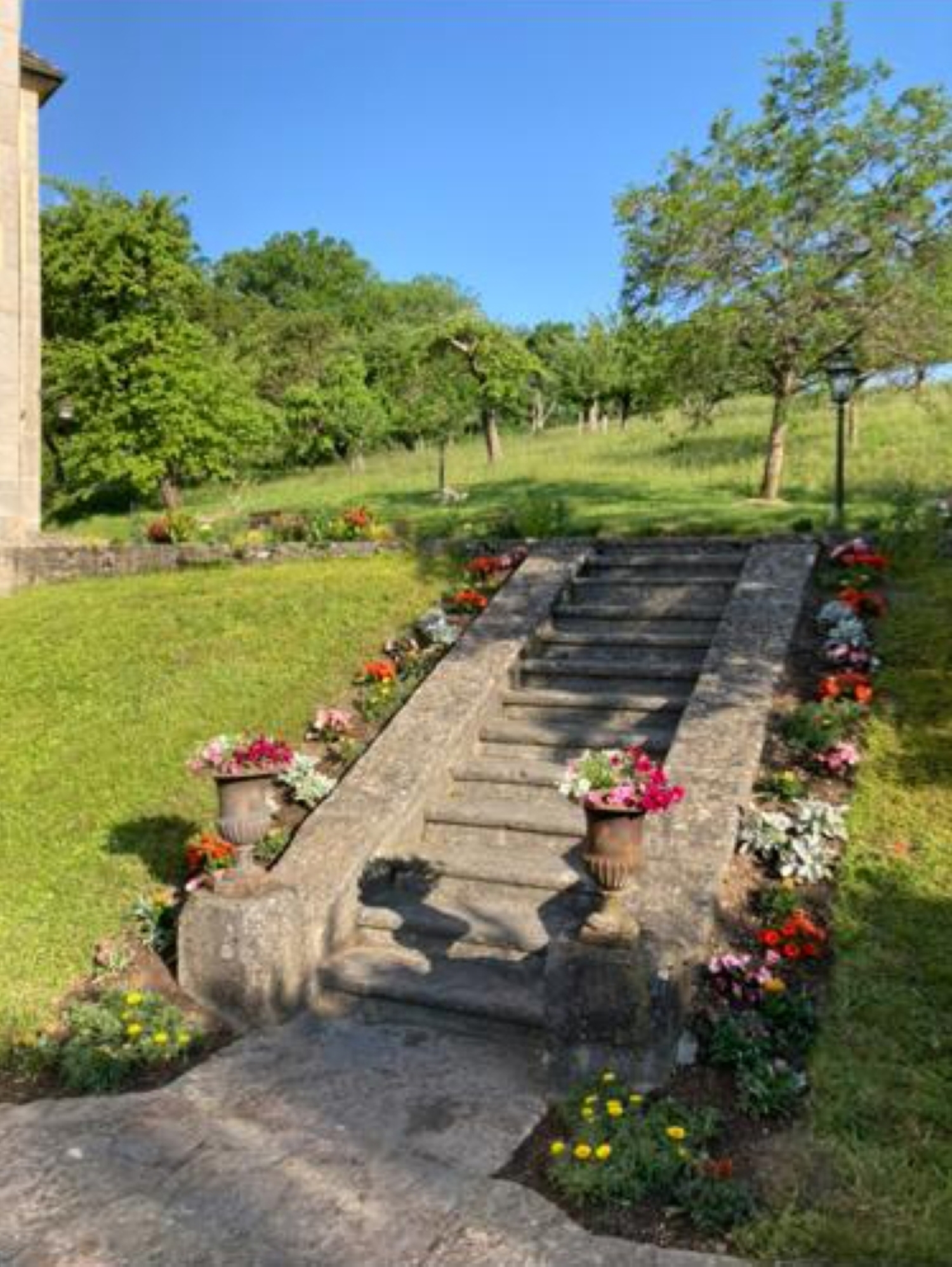 https://www.jardinierlaneuveville.ch/wp-content/uploads/2024/06/photo-9.jpg